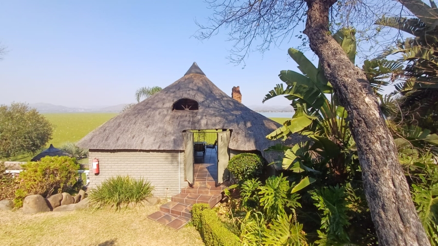 6 Bedroom Property for Sale in Kosmos North West